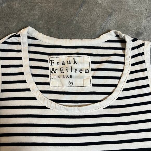 Frank & Eileen Sleeveless Striped Scoop Neck Relaxed Asymmetric Tank Size XS - Picture 4 of 7